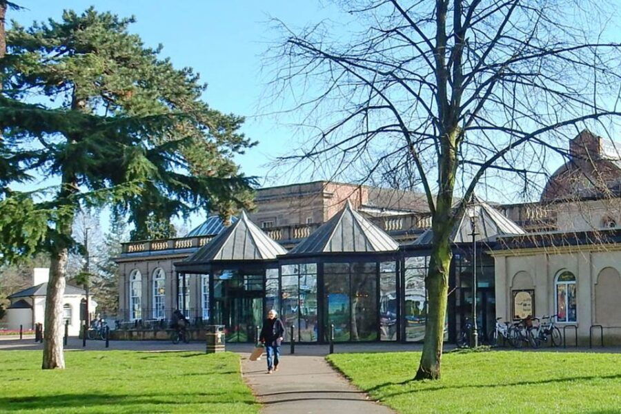 Leamington: Quirky Self-Guided Smartphone Heritage Walks - Good To Know