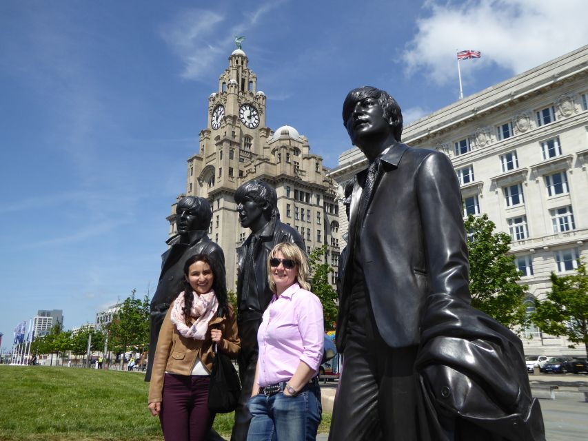 Liverpool: Beatles Walking Tour, Cavern Club & 137m Tower
