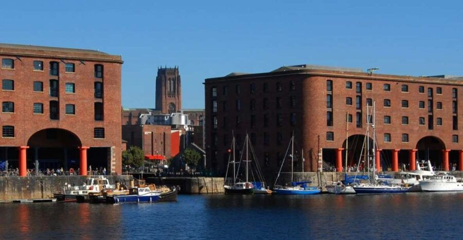 Liverpool: Best of Liverpool Sightseeing Private Taxi Tour - Good To Know
