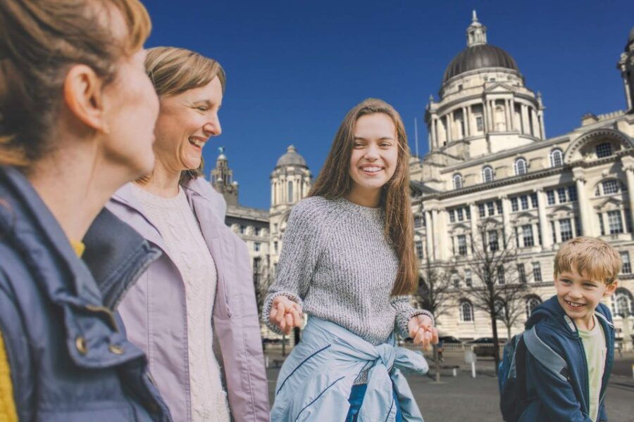 Liverpool: Self-Guided City Sightseeing Treasure Hunt - Good To Know