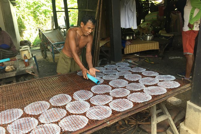 Local Livelihood Full Day Bike Tour in Battambang