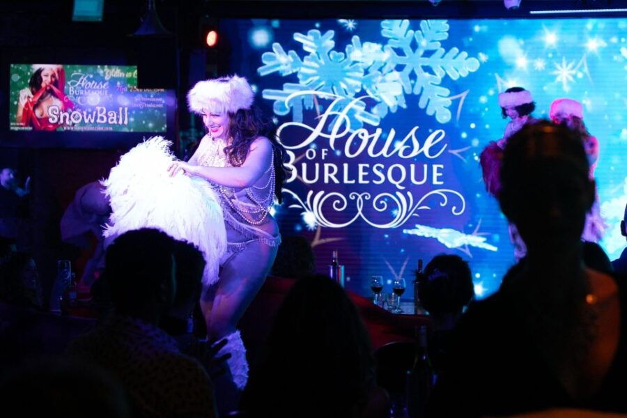 London: Christmas Themed Cabaret Show At Leicester Square - Good To Know
