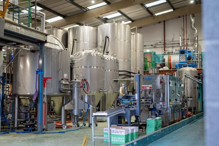 London: Craft Brewery Tour With Tasting of 4 Beers - Good To Know