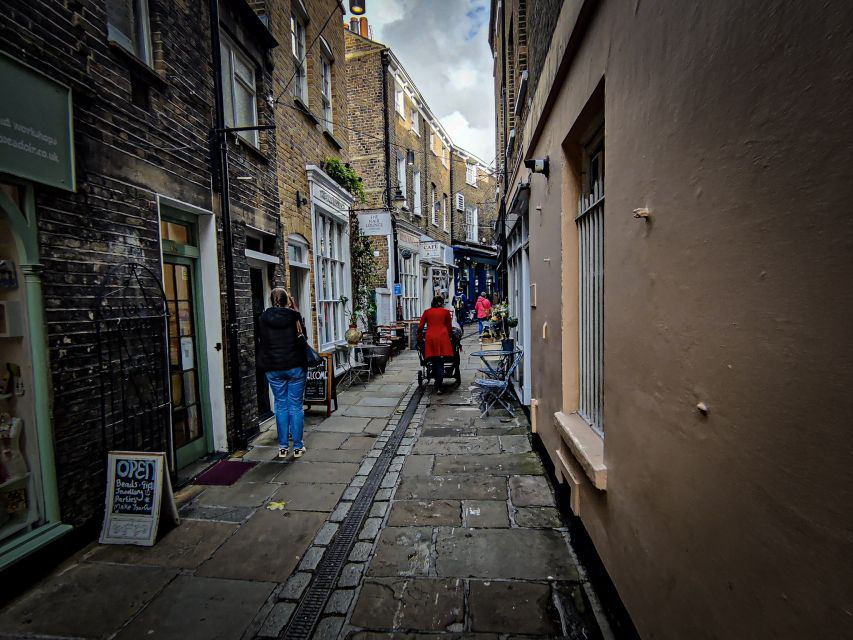 London: Greenwich City Exploration Game and Mystery Walk - Good To Know