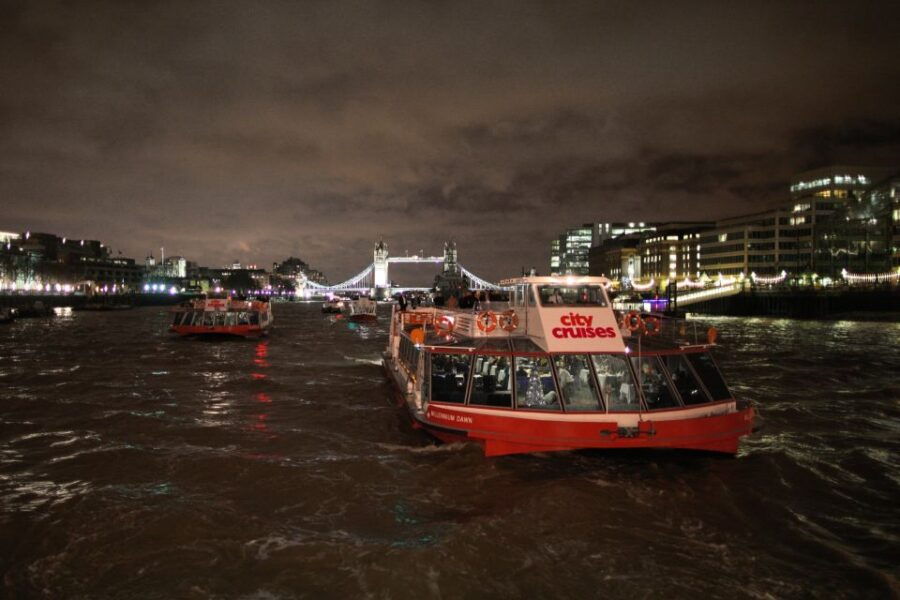 London: Valentine's Day Romantic Dinner Cruise - Good To Know