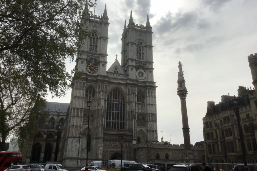 London: Winston Churchill Walking Tour With War Rooms Ticket - Good To Know