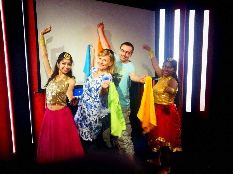 Mumbai: Private Bollywood Tour With Dance Show - Good To Know