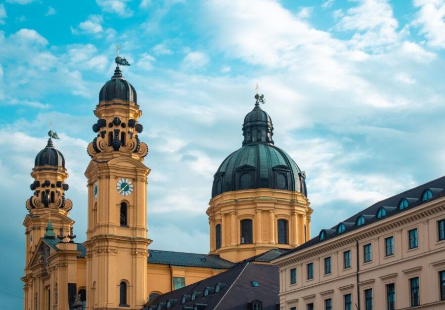 Munich: Private Exclusive History Tour With a Local Expert - Good To Know