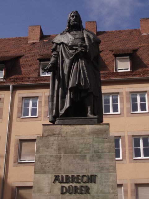 Nuremberg: 1.5-Hour Private Tour Through Historical Old Town - Good To Know