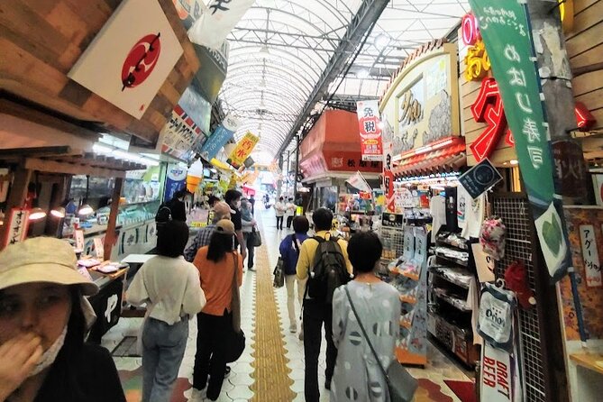 Okinawa Hot Spot Walk and Local Food ＆ Beer Tour(All Include)