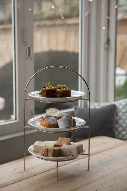Oxford: Luxury Afternoon High Tea With River Views - Good To Know