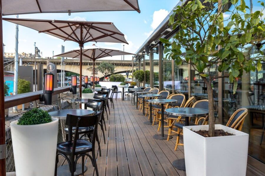 Paris: 1-Hour Sightseeing Cruise and Bistro Lunch - Good To Know