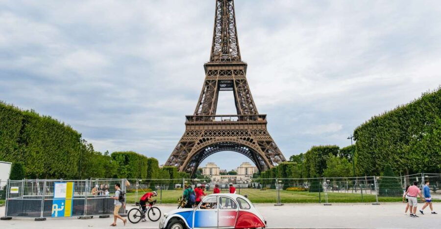 Paris: 1-Hour Vintage Citroen 2CV Tour - Good To Know
