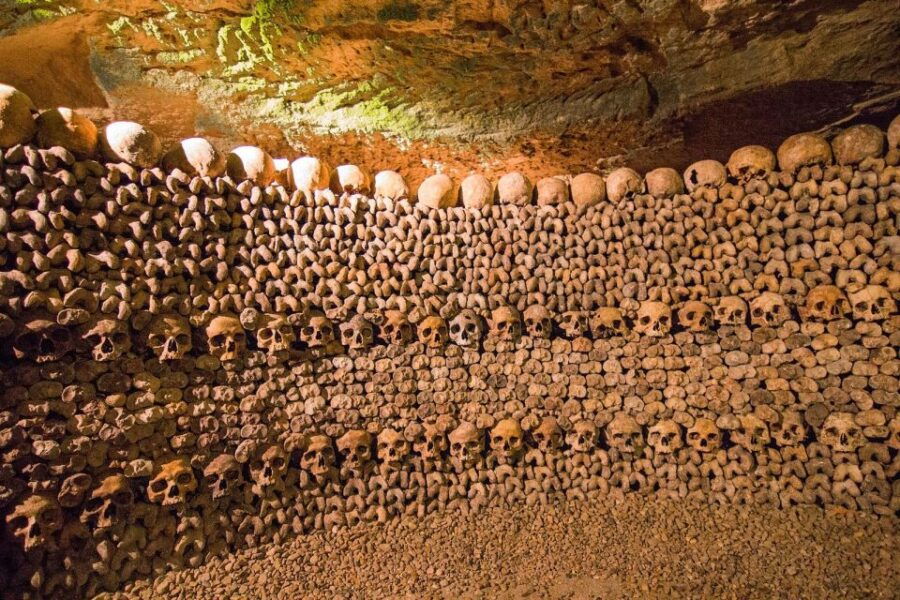 Paris: Catacombs Entry & Seine River Cruise With Audio Guide - Good To Know