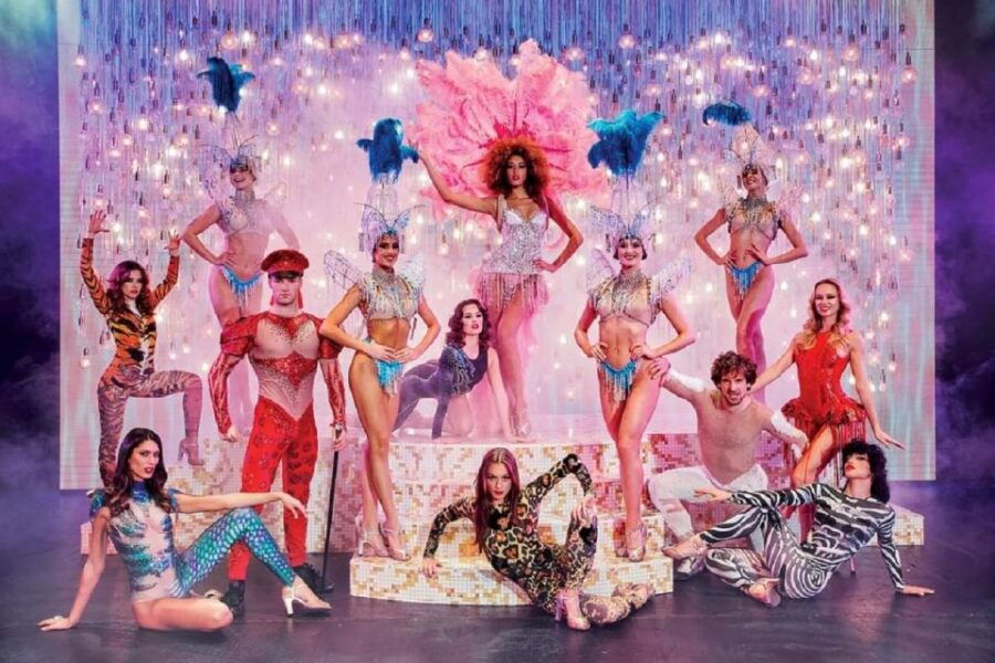 Paris: Paradis Latin Cabaret Show With Optional Champagne - Good To Know