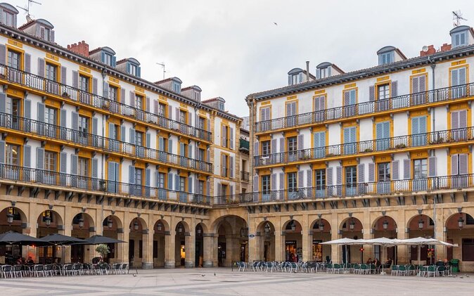 Pintxos in San Sebastian Private Gastronomic & Cultural Adventure
