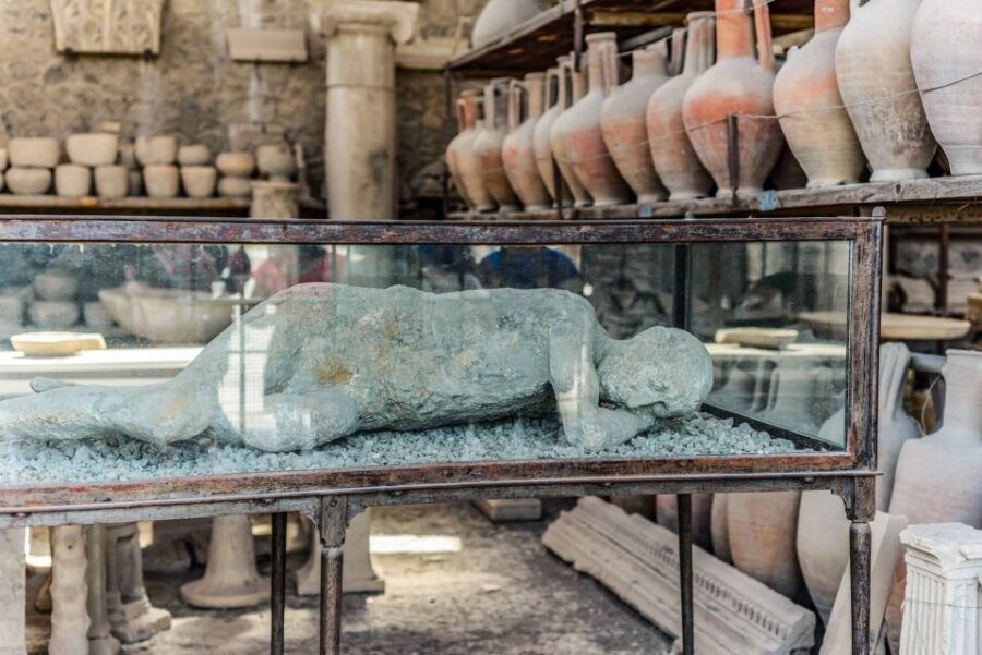 Pompeii: Small-Group Tour With an Archeologist