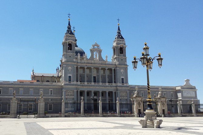 Private 3-Hour Small-Group Tour in Madrid - Good To Know