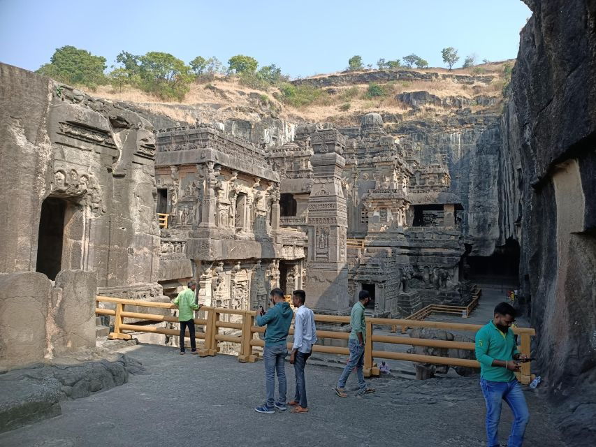 Private Day Tour of Ajanta & Ellora Caves With All Inclusion - Good To Know