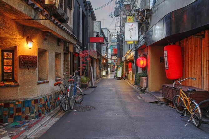 Private Local Food Tour With Expert Guide in Downtown Kyoto