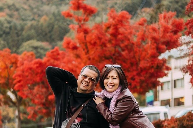 Private Photo Session With a Local Photographer in Yokohama