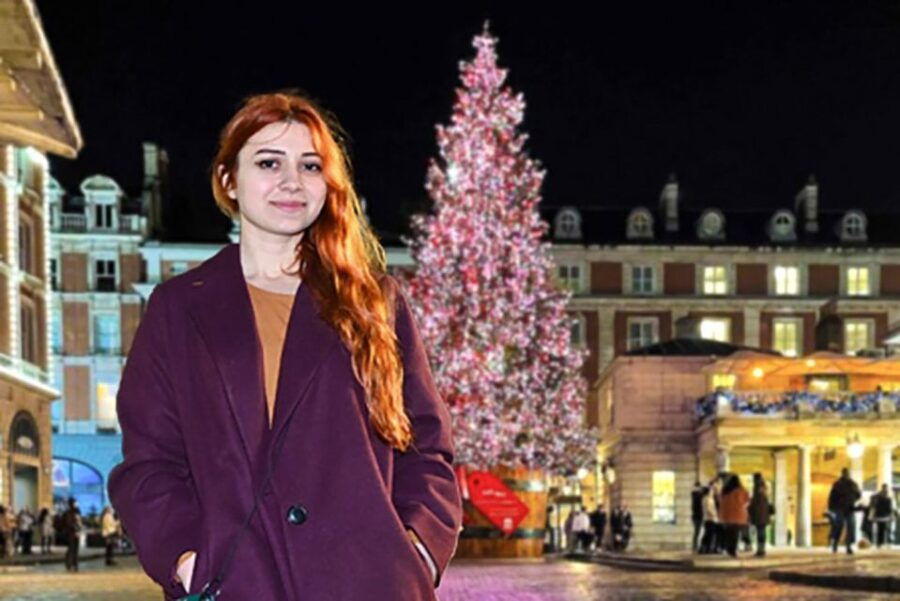 Private Photoshoot With Christmas Lights in London