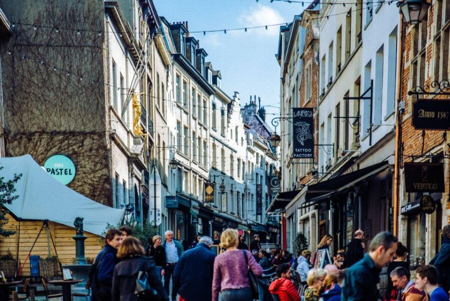 Private Tour: Experience the Christmas Magic in Brussels - Good To Know