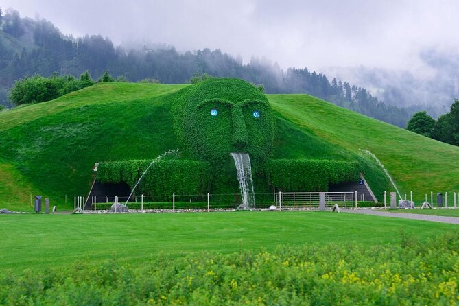 Private Tour of Swarovski Crystal World From Innsbruck