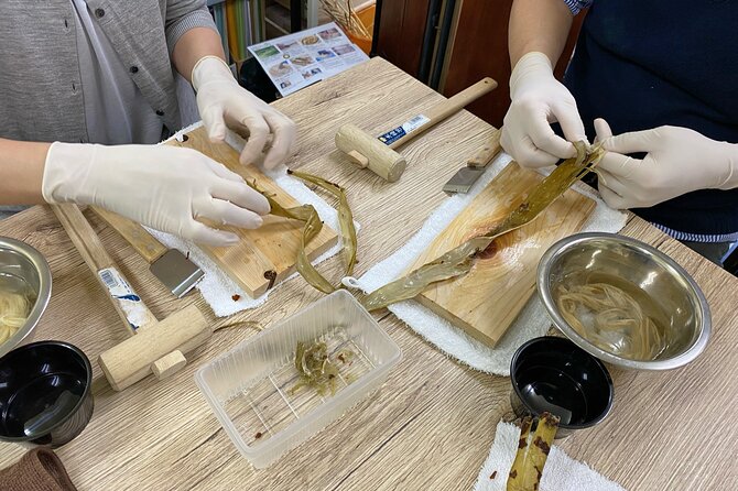 Private Workshop of Handmade Traditional Japanese Paper in Tokyo