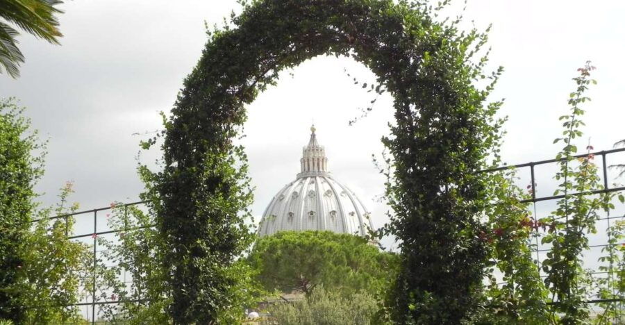 Rome: Vatican Gardens With Bus Tour & Vatican Museums Visit - Good To Know