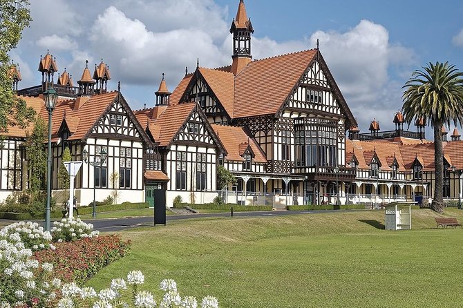 Rotorua Highlights Small Group Tour With Optional Extra Activities From Auckland