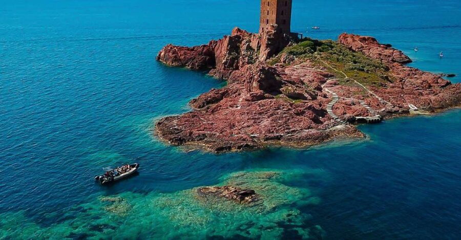 Saint-Raphaël: 2.5-Hour Sea and Creeks Boat Excursion