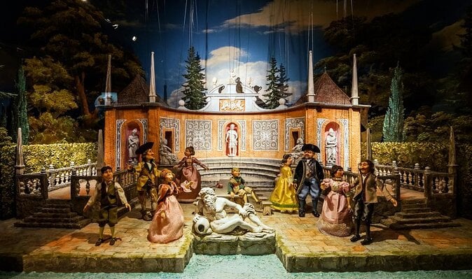 Salzburg Marionette Theater: The Sound of Music - Good To Know