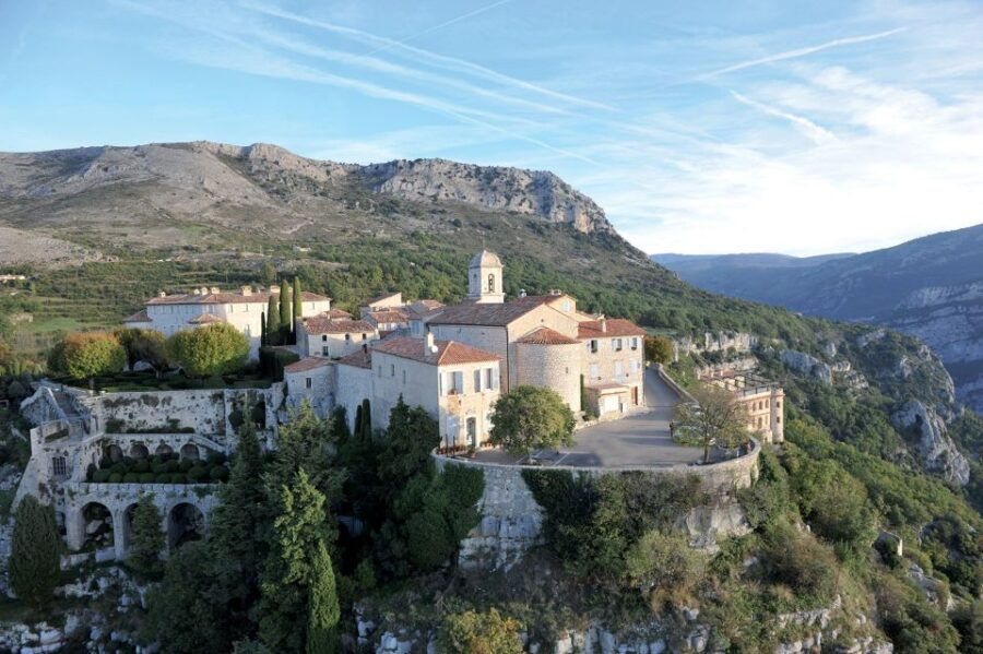 Shared Tour: the Most Beautiful Medieval Villages, Full Day. - Good To Know
