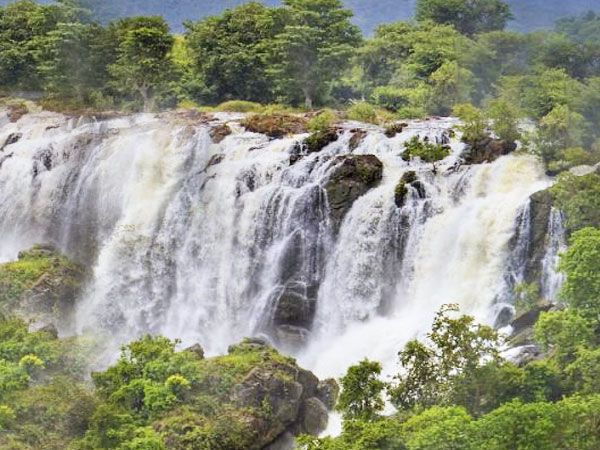 Shivanasamudra Waterfalls & Ancient Somnathpur Tour