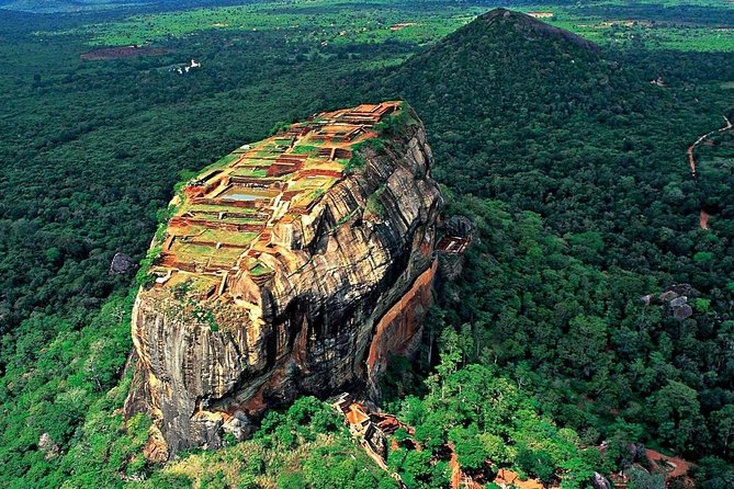 Sigiriya and Cave Temple With Pidurangala Rock - Full Day Private Tour