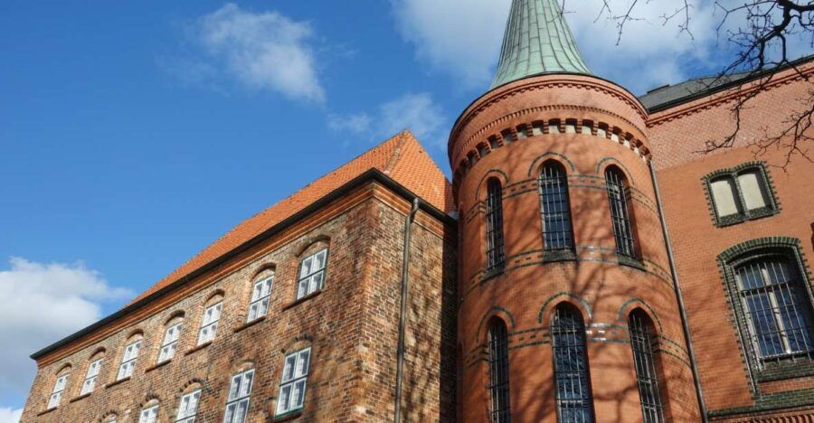 Skip-the-line European Hanseatic Museum & Old Town Tour