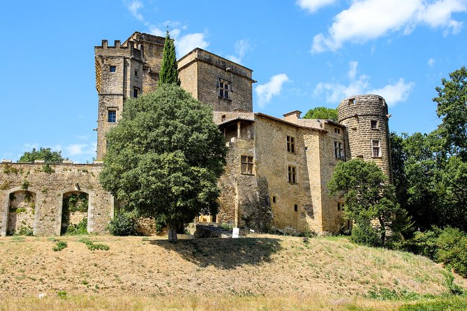 Spectacular Luberon Villages - Gordes to Lourmarin Private Tour