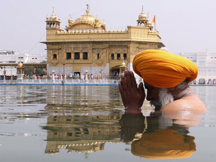 Spiritual and Cultural Walk of Amritsar - Visit to Saragarhi Memorial Gurudwara