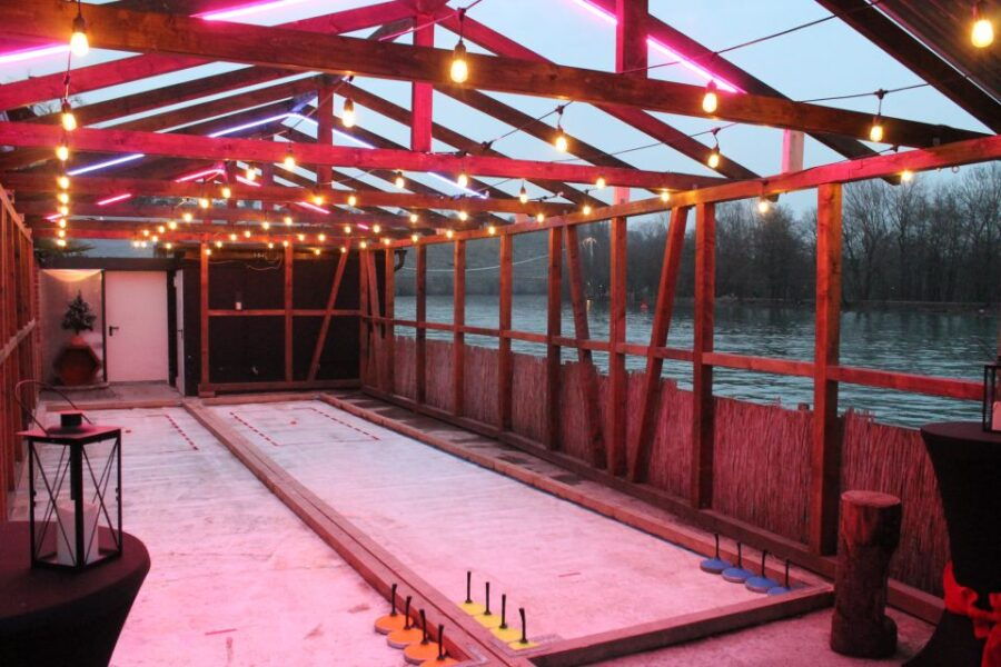 Stuttgart: Curling Rail Rental