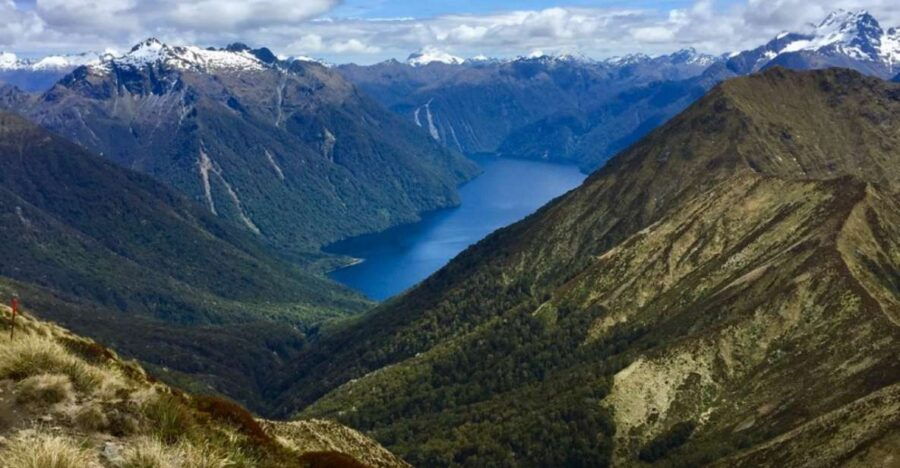 Te Anau: 30-Minute Fiordland National Park Scenic Flight