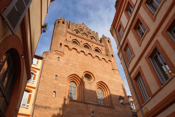 Treasure Outdoor Escape Game in Toulouse Old Town