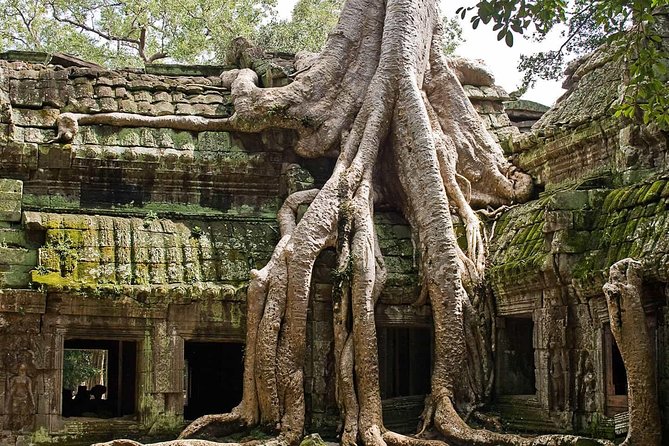 Two Days Angkor Tour Plus Banteay Samre Temple