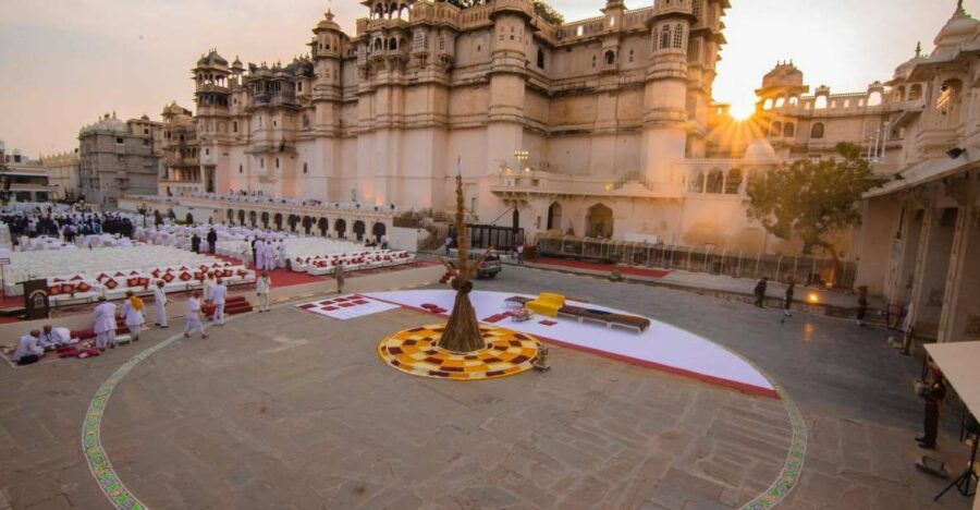 Udaipur: City Palace Museum Tour and Lake Pichola Boat Tour - Good To Know