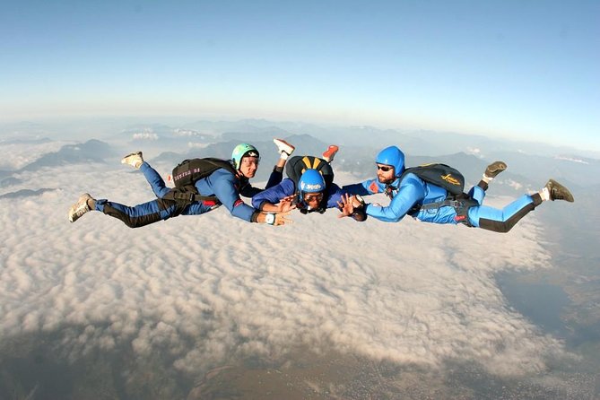 1 Day Pokhara Skydiving - Good To Know
