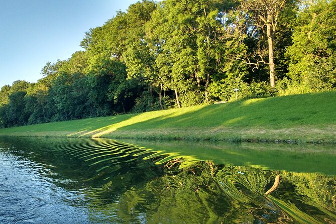 1-Hour 3-Seater Canoe Rental in Leipzig