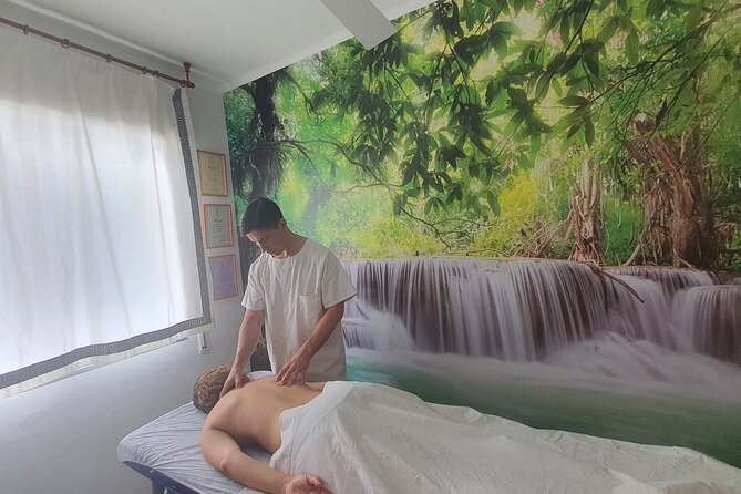 1 Hour Private Chiromassage Session in Seville - Good To Know