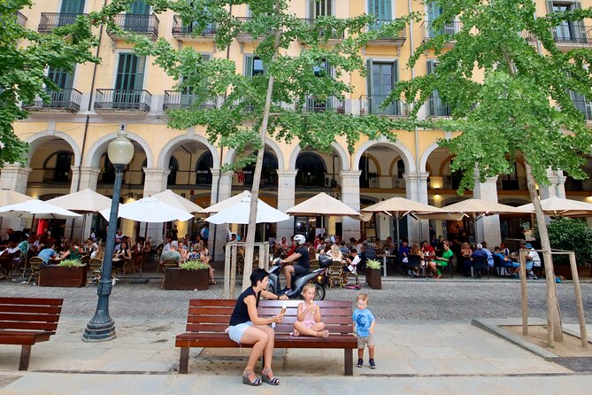 1-Hour Private Mini Photoshoot in Girona - Good To Know