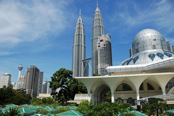 19 Hrs Kuala Lumpur & Melaka Touch&Go Car Fun Tour From Singapore W Tour Guide