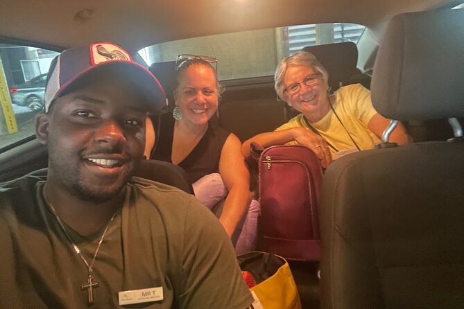 1.Cape Town Airport Transfer (&Private Tour Trips During Yo Stay) - Whats Included